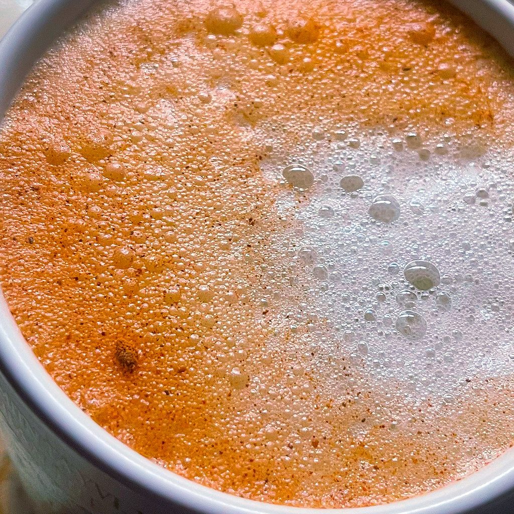 A cappuccino with latte art